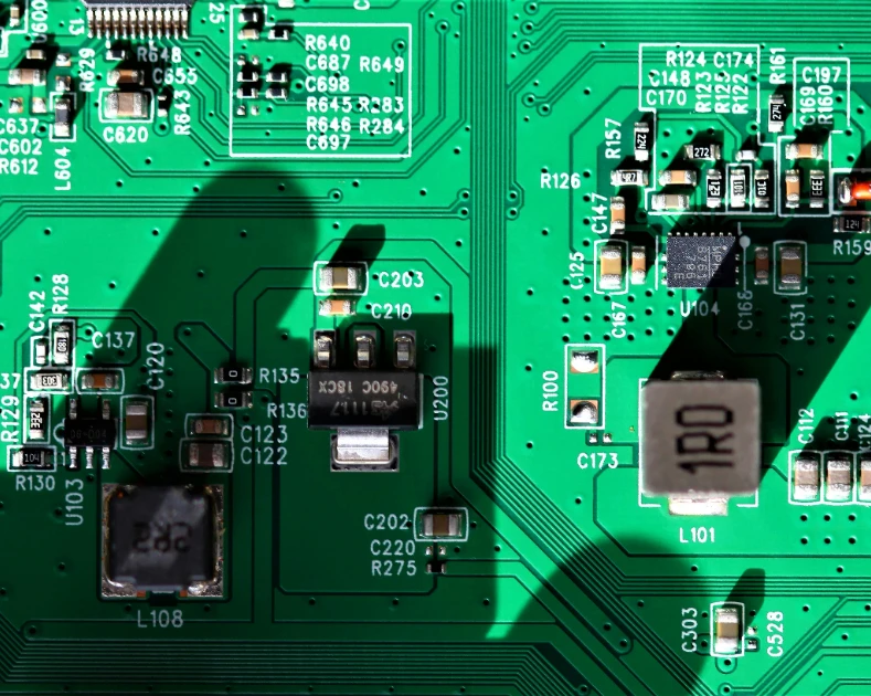 The translation of "How PCB Panelization Affects SMT Assembly Efficiency and Cost" into Arabic is:

"كيف تؤثر تقسيم لوحات الدوائر المطبوعة على كفاءة وتكلفة تجميع SMT."