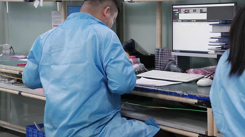 The translation of "How to Reduce Engineering Changes After PCB Production Starts" into Arabic, considering local search habits and language conventions, would be:

**"كيفية تقليل تغييرات الهندسة بعد بدء إنتاج الدوائر المطبوعة (PCB)"**.